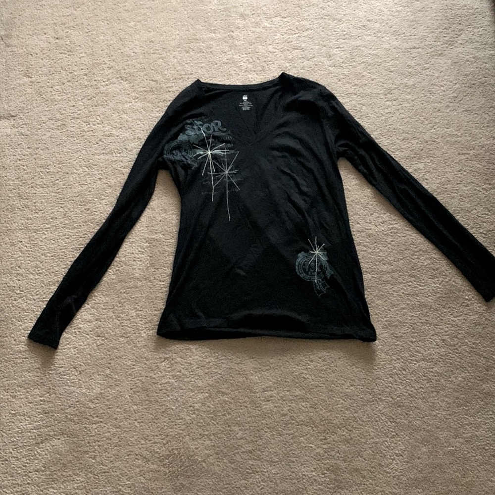 Victoria’s Secret VSX sport long sleeve t-shirt